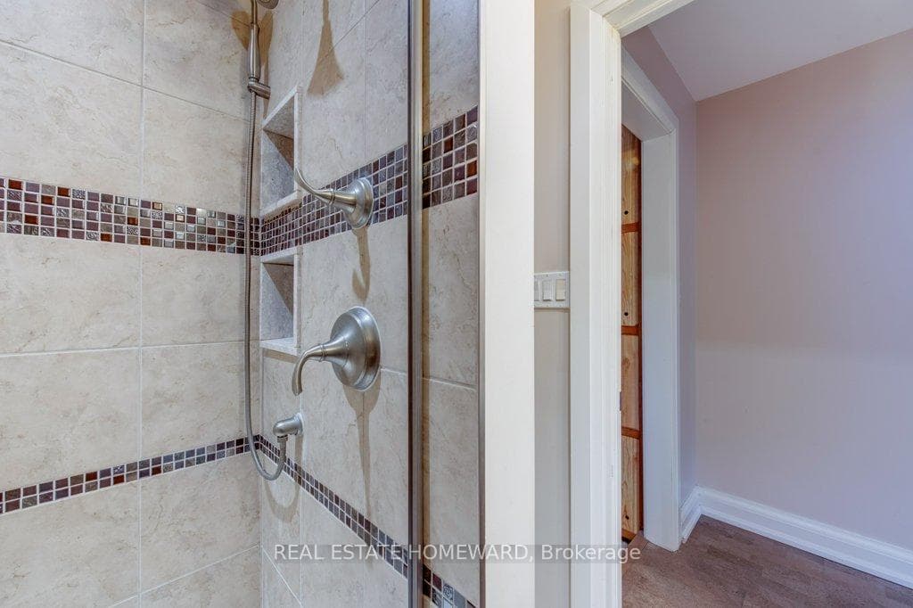 26 Granard Boulevard photo 30