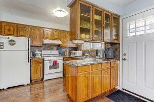 143 Springdale Drive photo 36