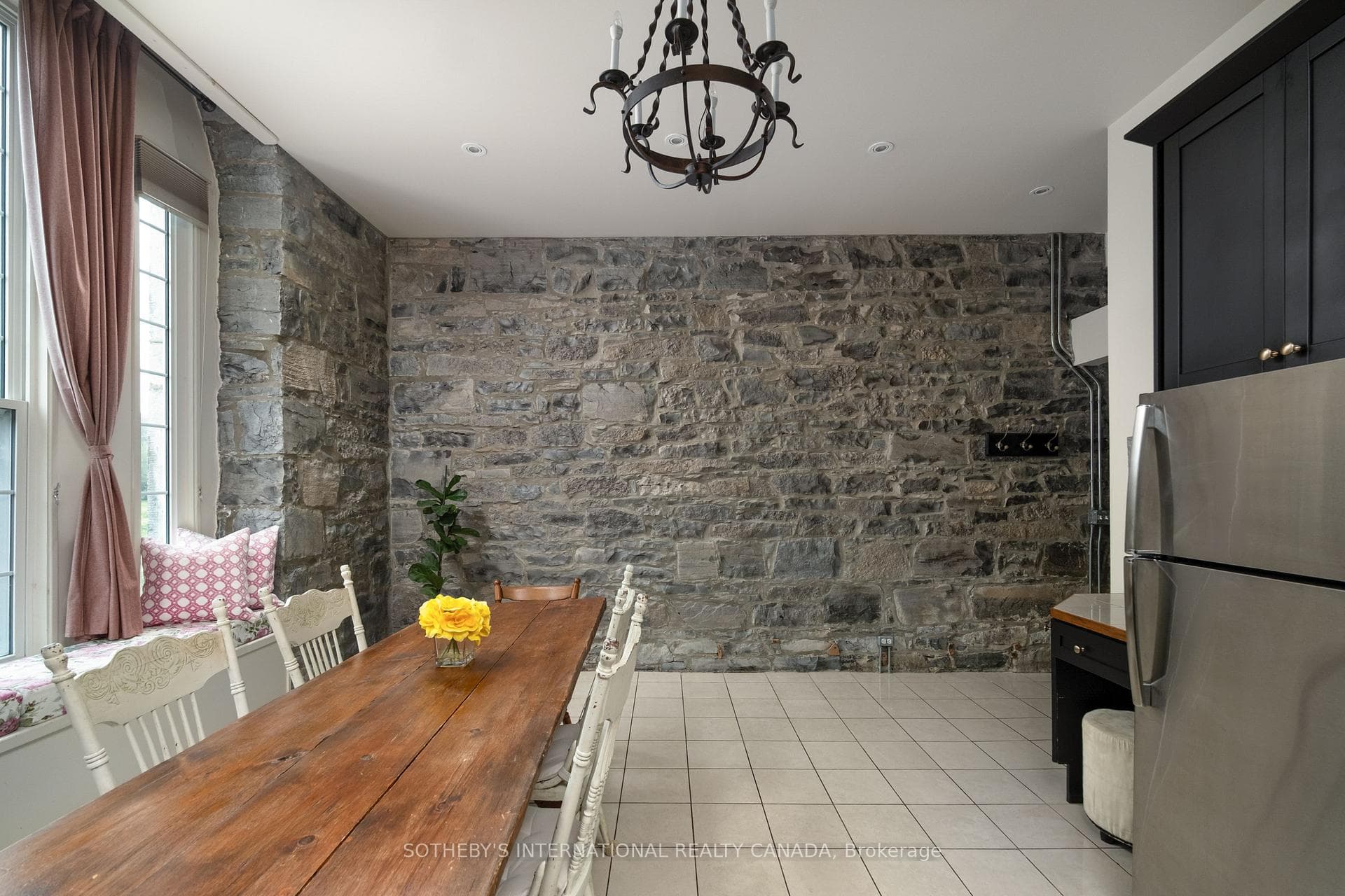 Chapel Suite