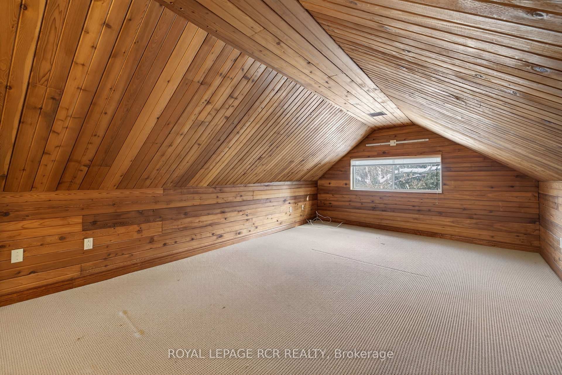 3rd level family room