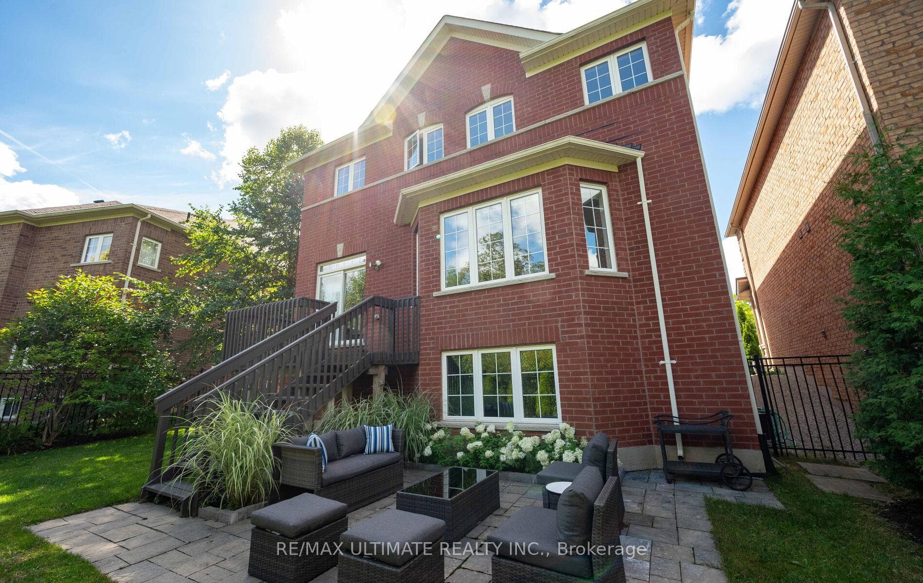 637 Wettlaufer Terrace photo 47