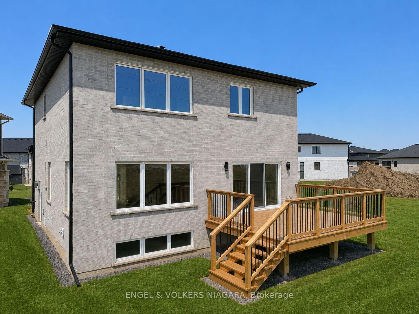 25 Elvira Way photo 18