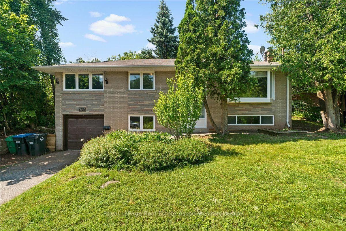 132 Vista Boulevard photo 1