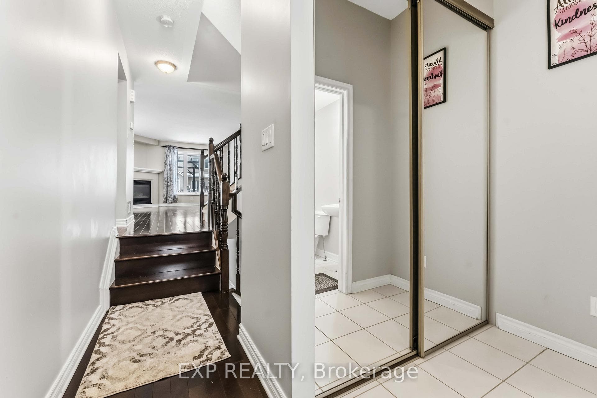 214 Montmorency Way photo 5
