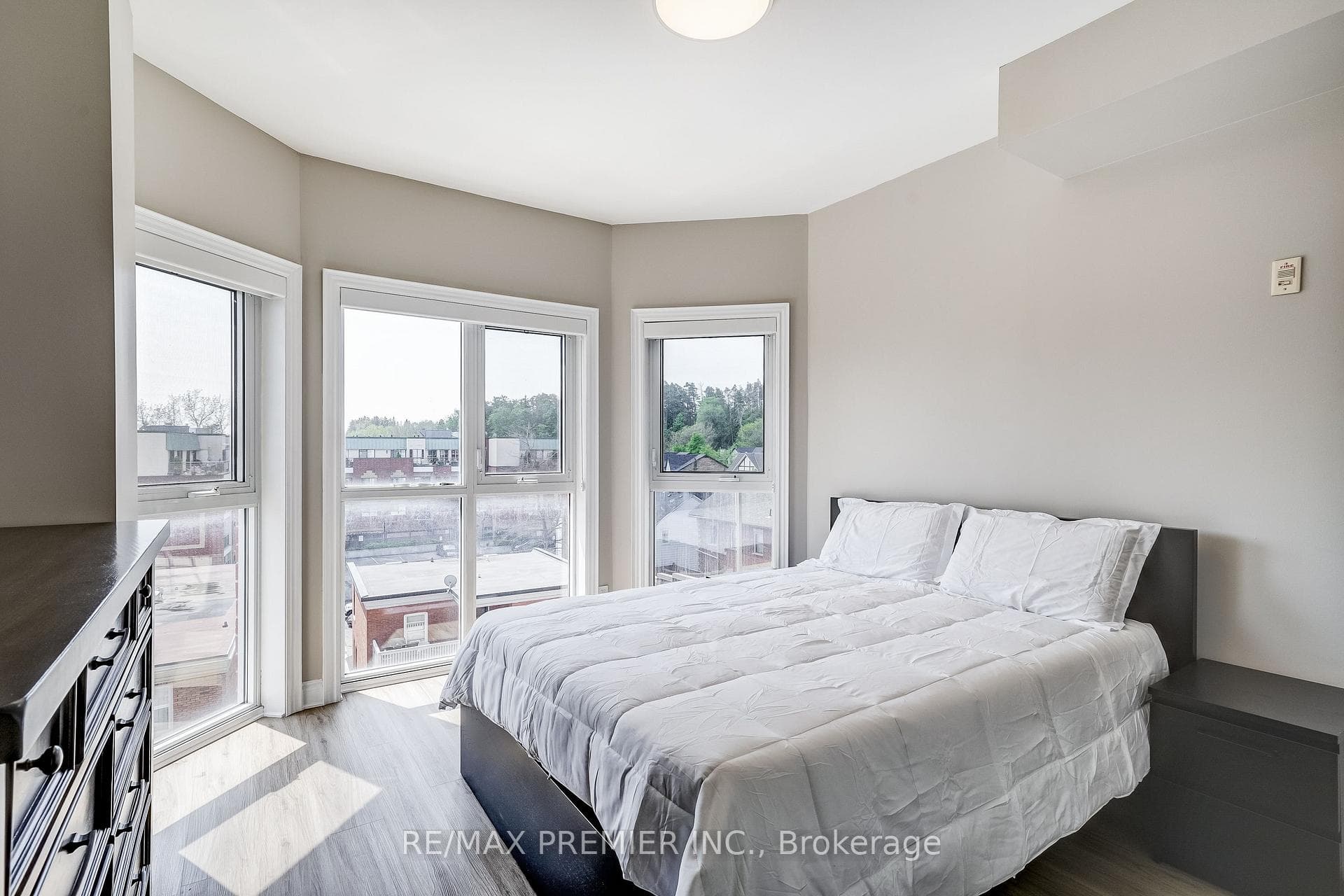 160 Woodbridge Avenue Unit 405 photo 15