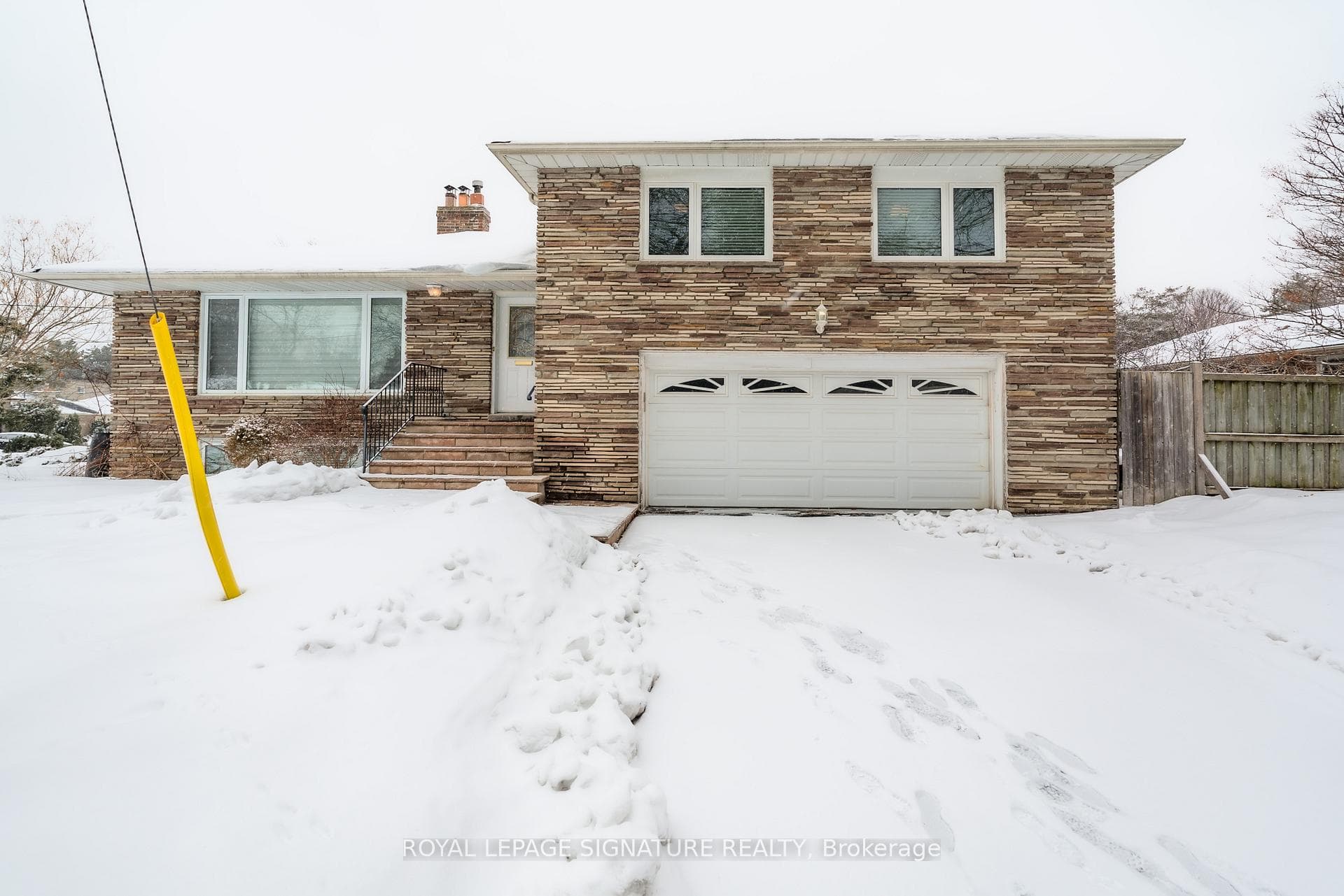2 Millgate Crescent photo 26