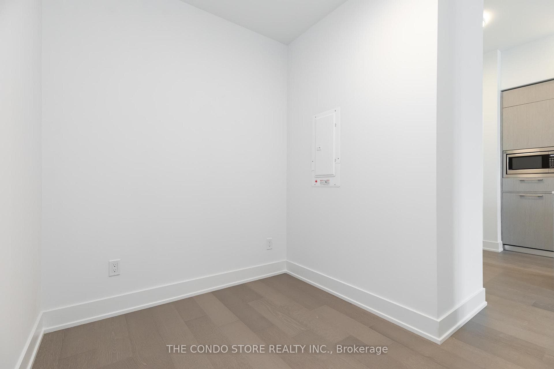 8 Manor Road Unit 304 photo 20