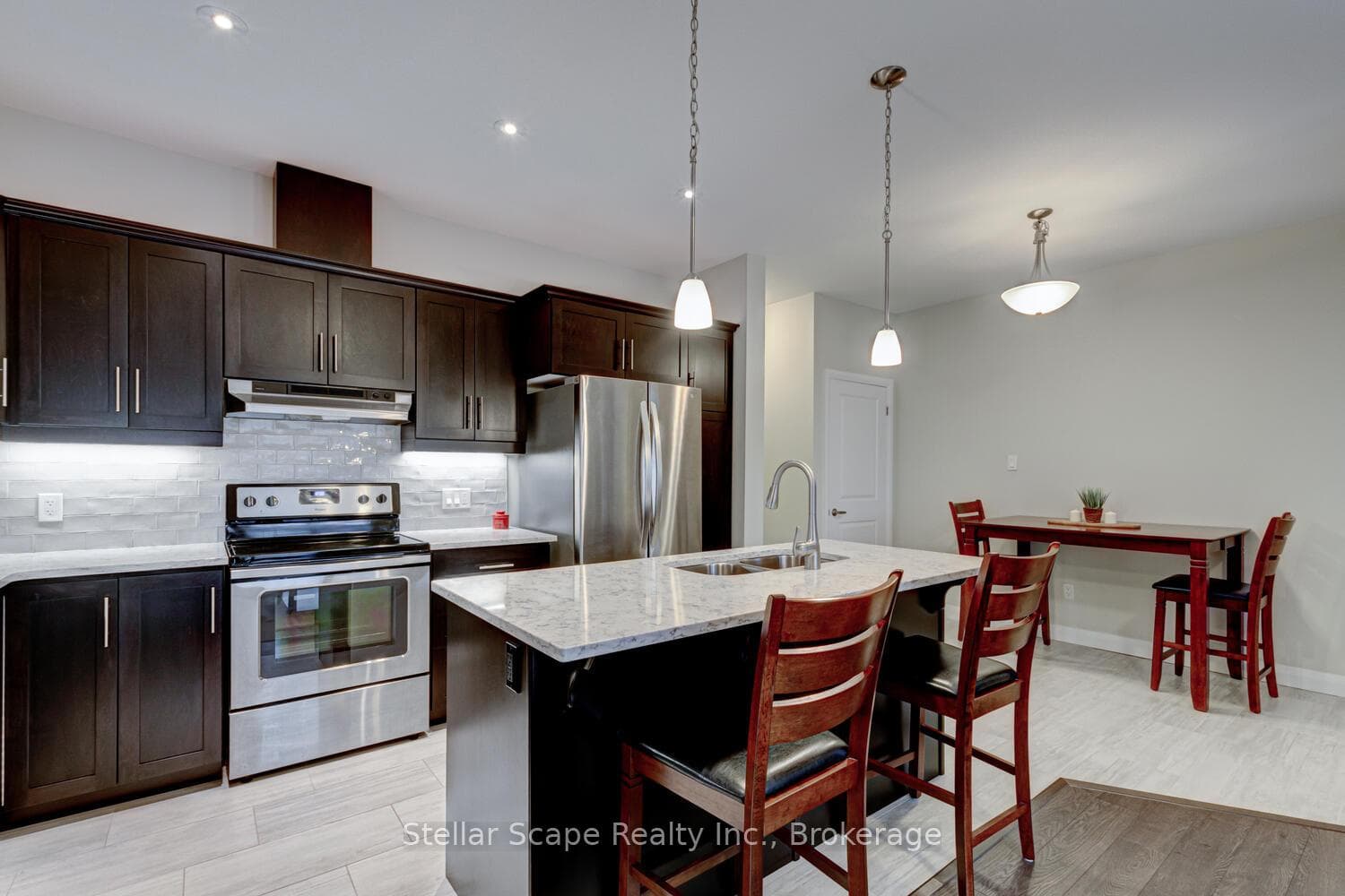 2040 Shore Road Unit 101 photo 24
