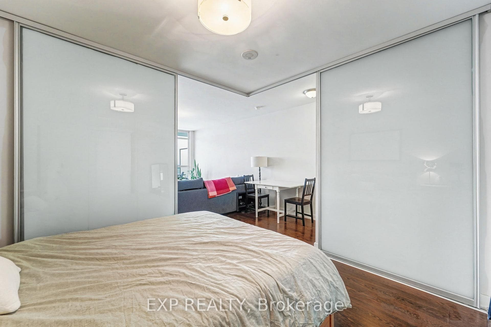 78 Tecumseth Street Unit 1512 photo 15