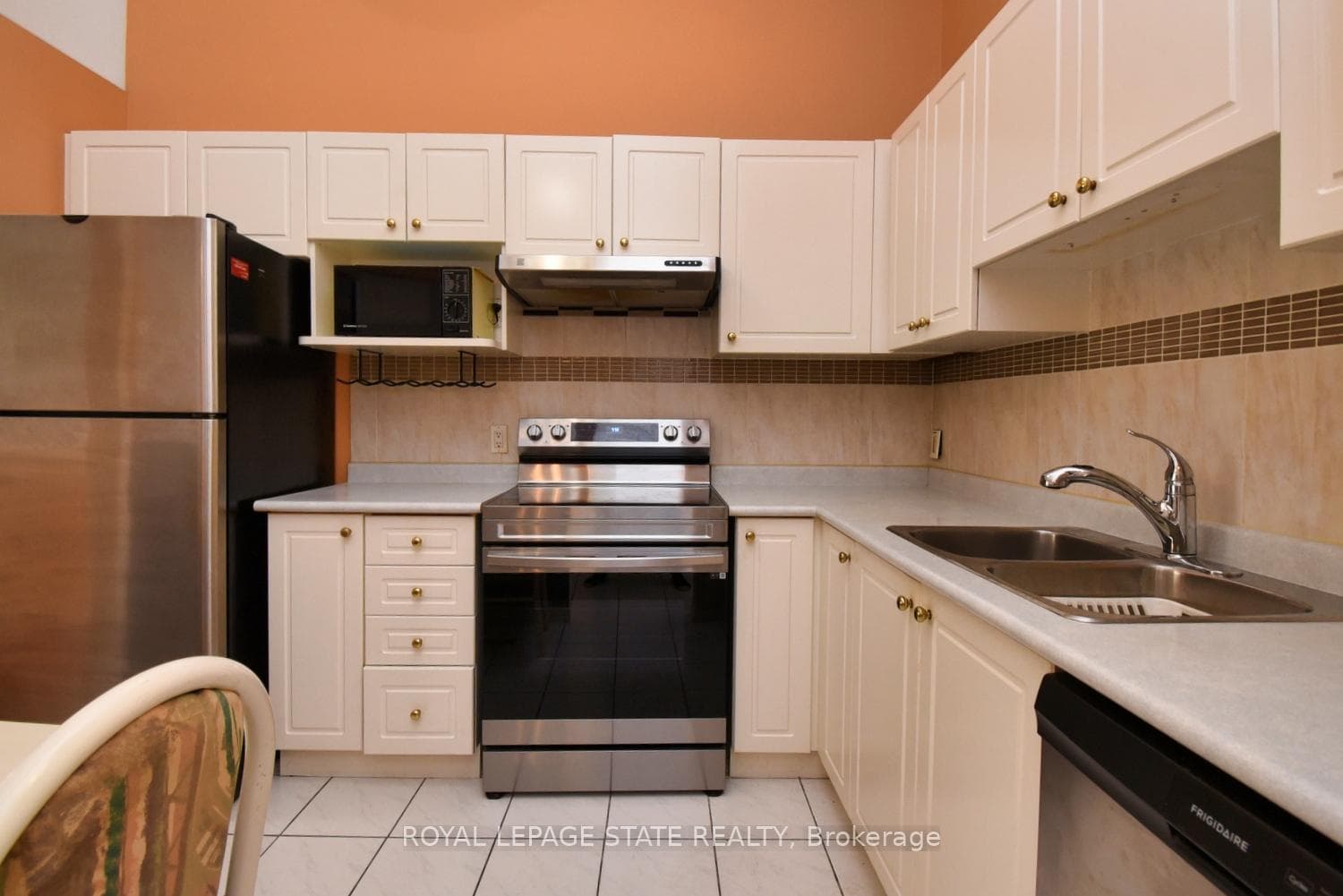 60 Rice Avenue Unit 9 photo 14