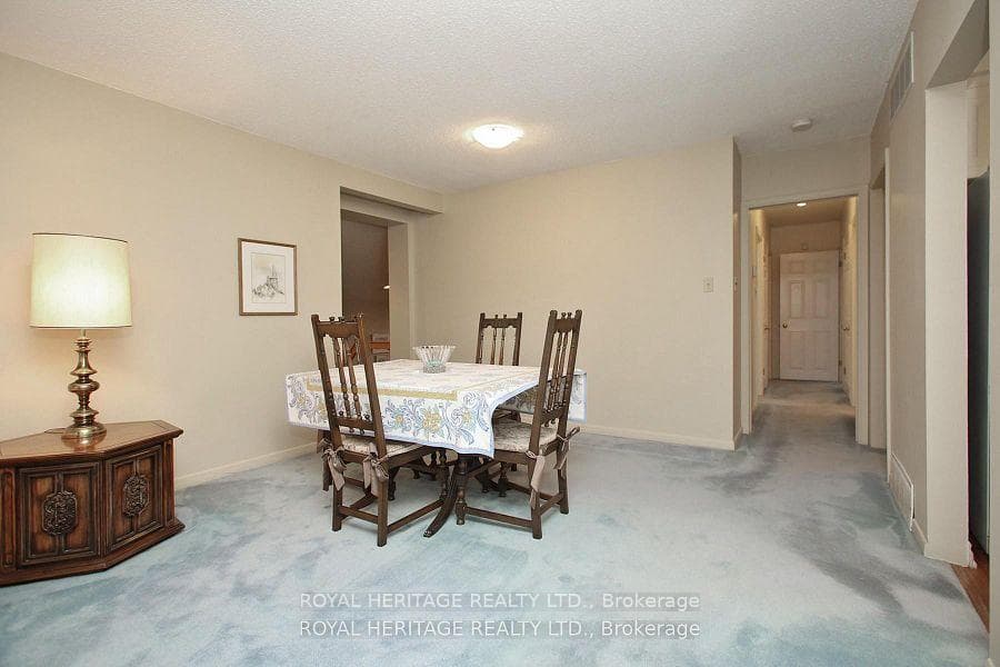 65 Bennett Road photo 18
