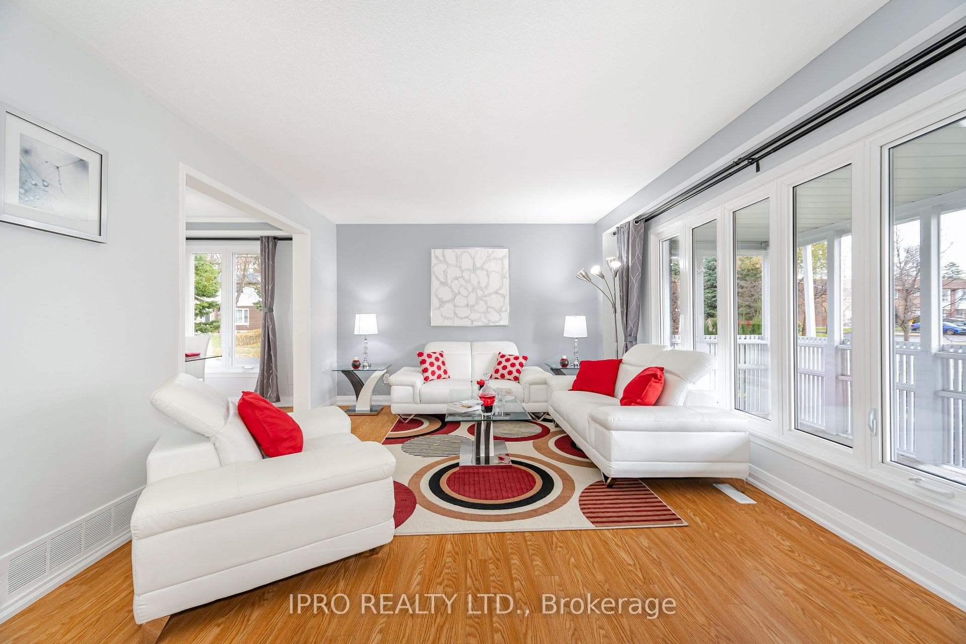 3050 Lenester Drive photo 7