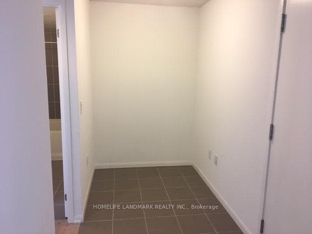 830 Lawrence Avenue Unit 1505 photo 12