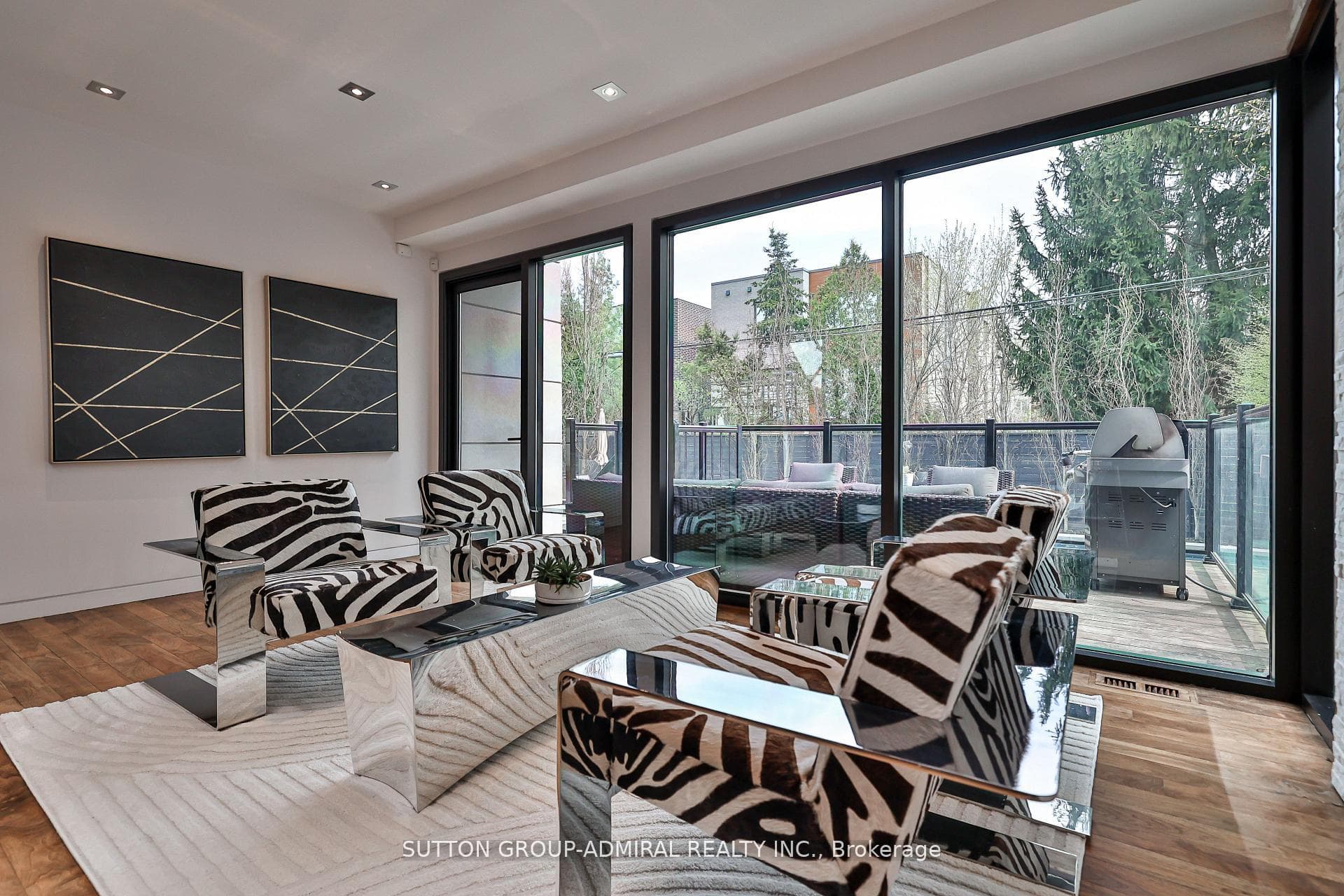 415 Douglas Avenue photo 21