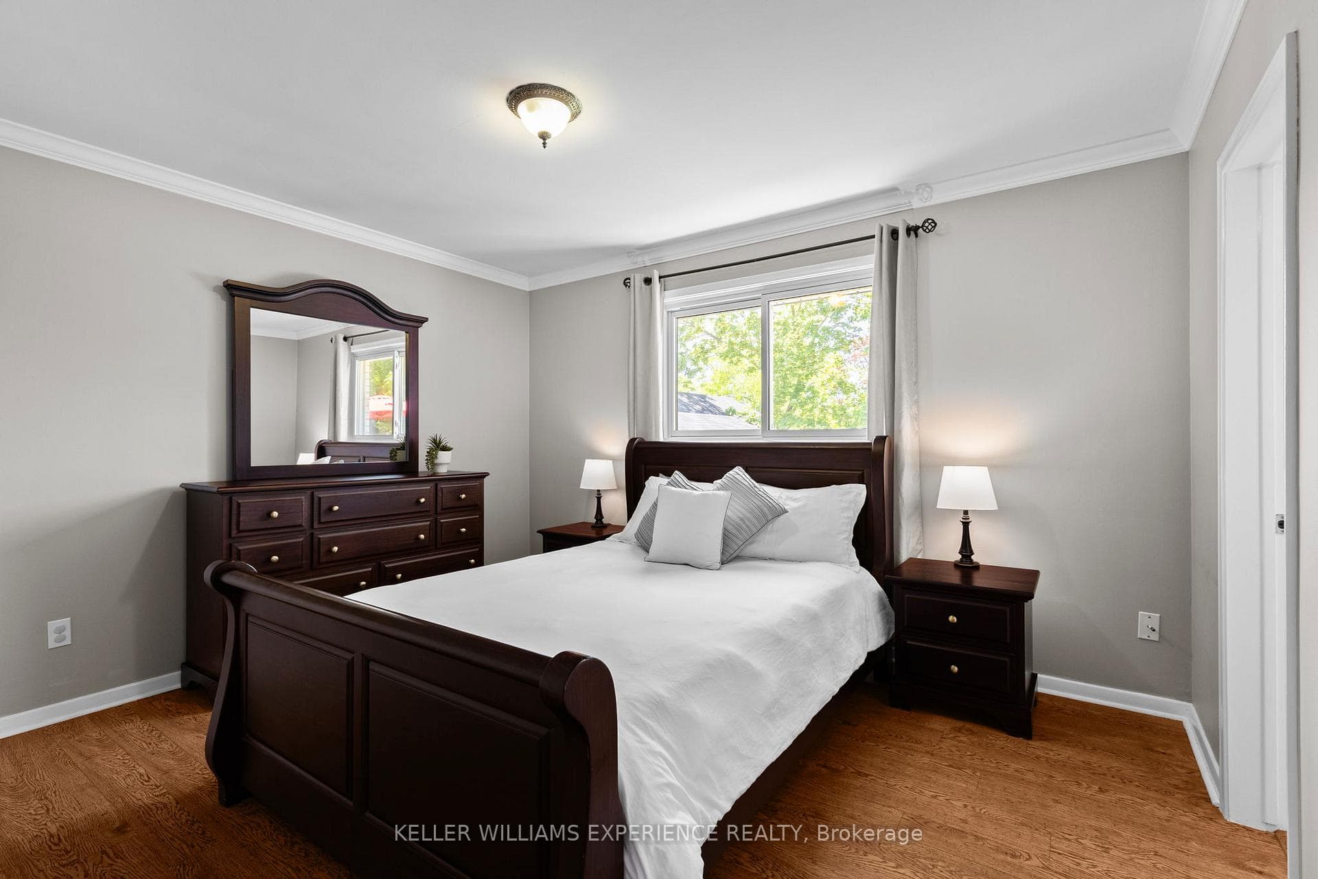27 Ottaway Avenue photo 18