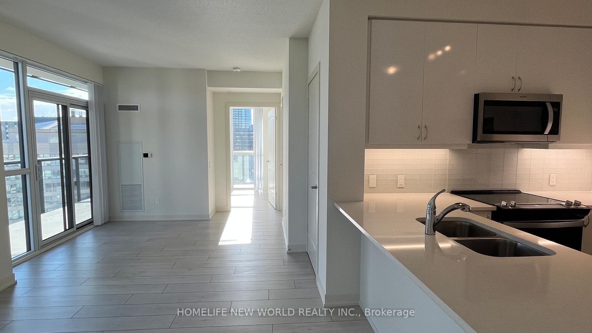 4955 Yonge Street Unit 2206 photo 5