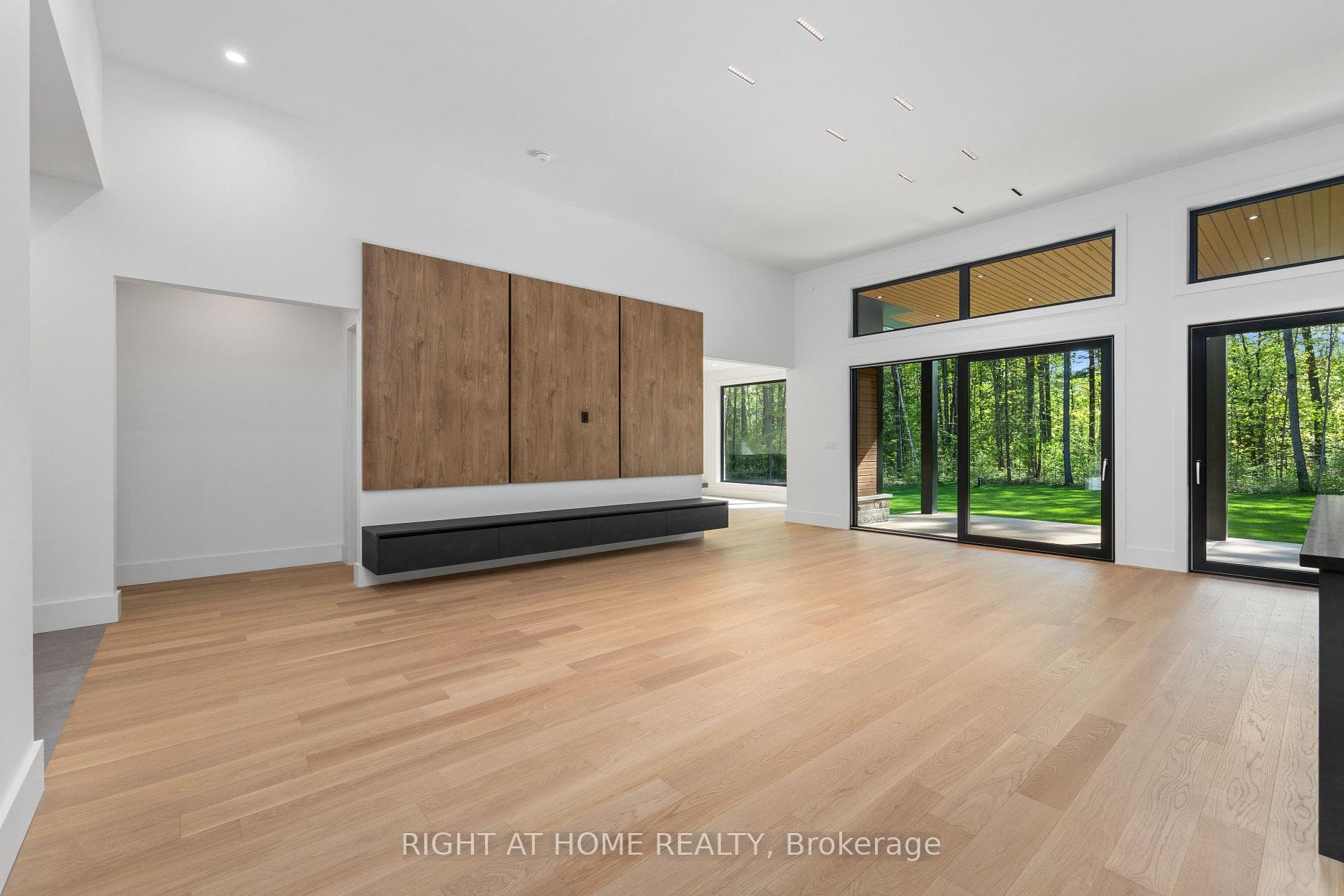 1318 Tiny Beaches Rd S Road photo 6