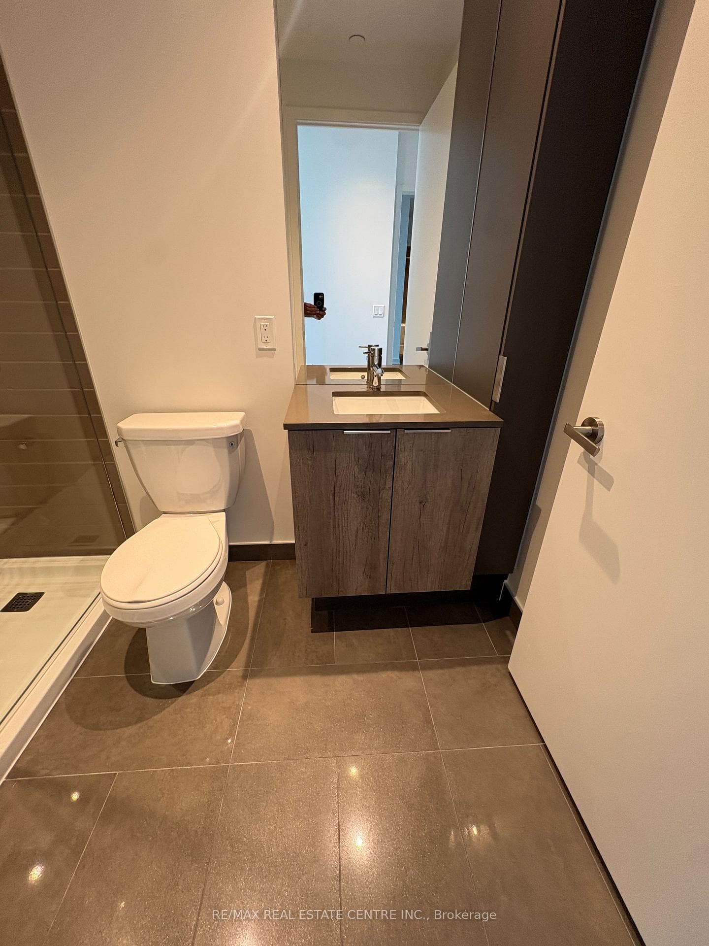 448 Burnhamthorpe Road Unit 5407 photo 23