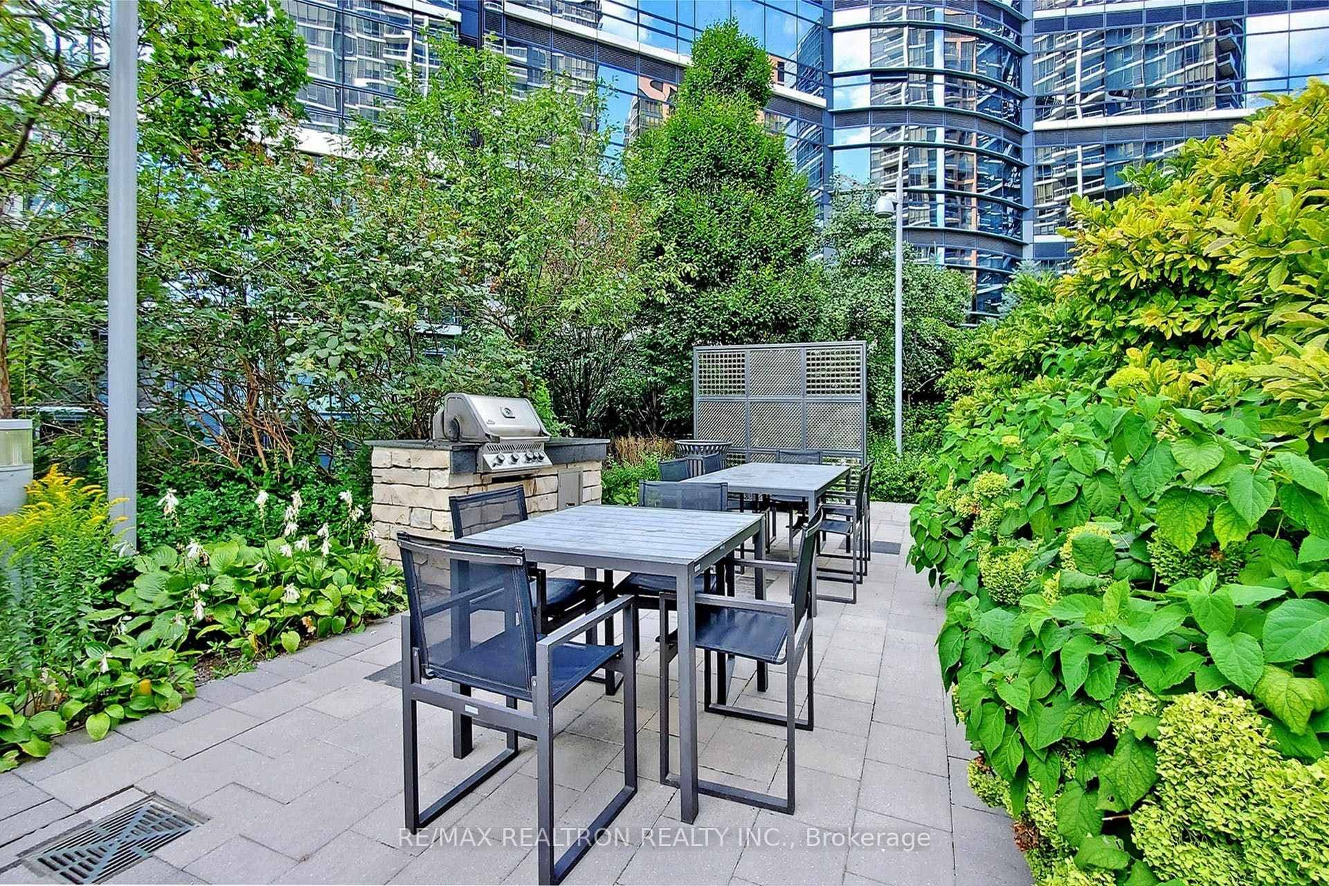 2 Anndale Drive Unit 407 photo 44
