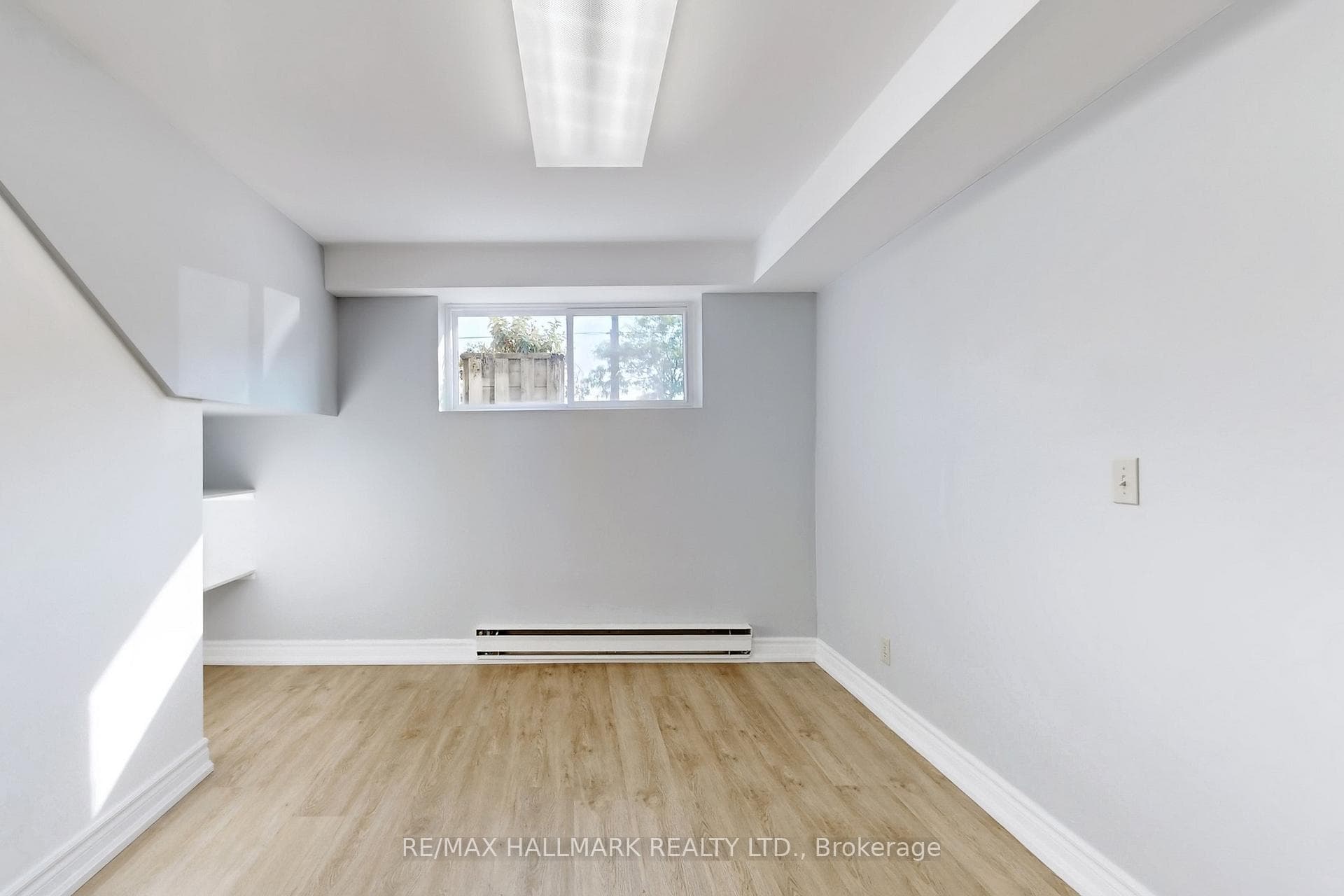 88 Laird Drive photo 8