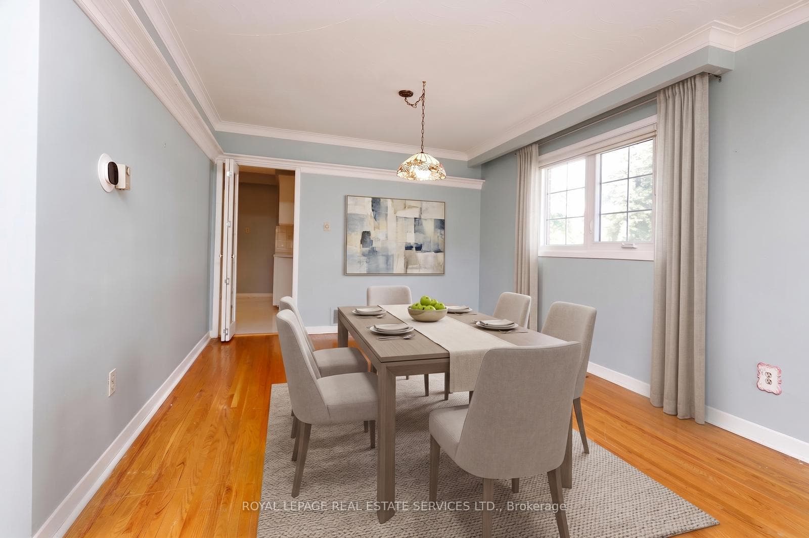 1492 Hillgrove Road photo 13
