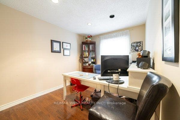 6016 St. Ives Way photo 15