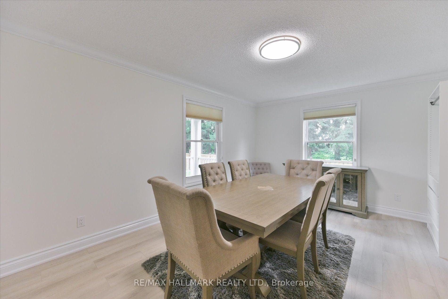 13918 Leslie Street photo 9