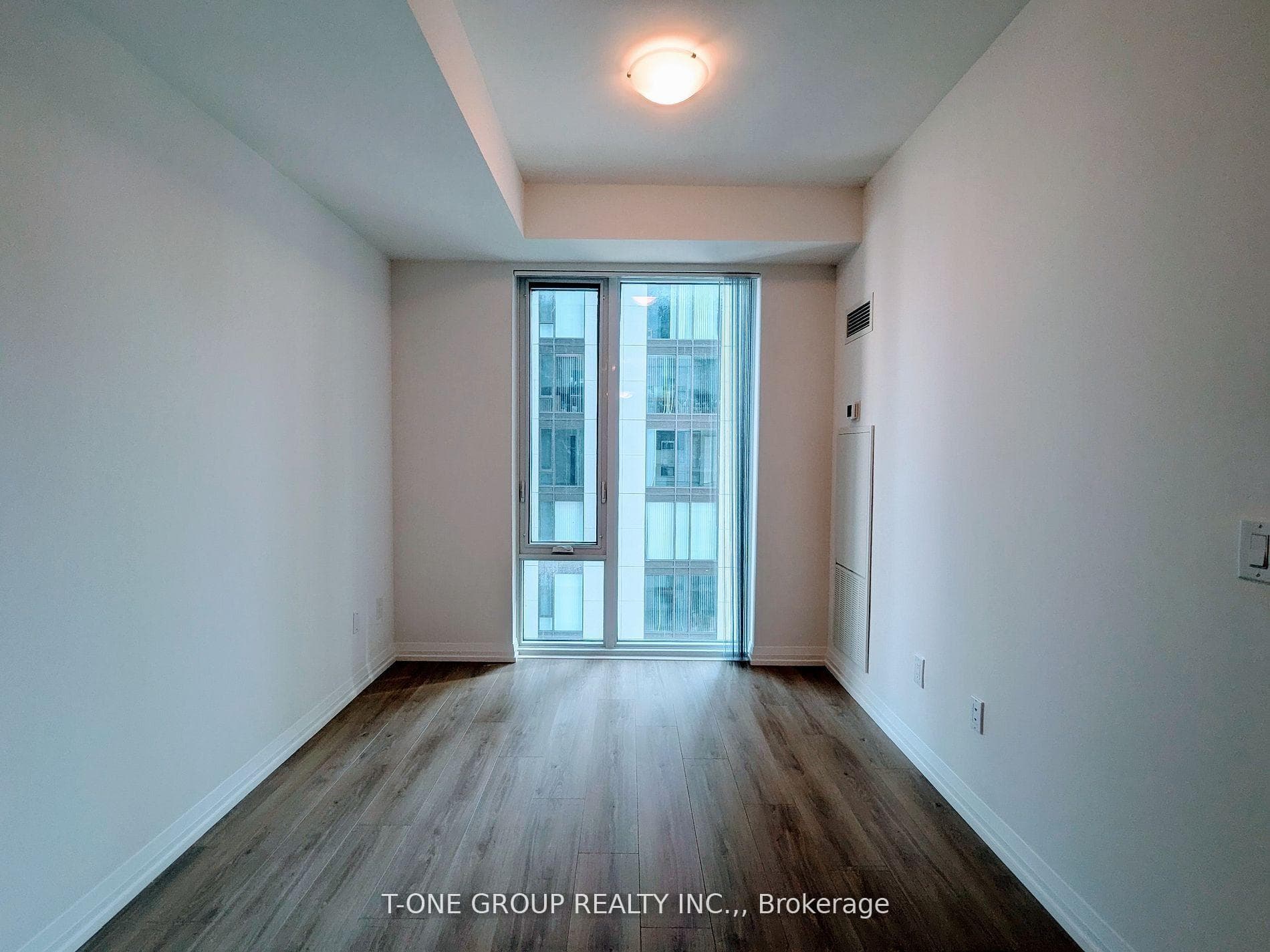 28 Widmer Street Unit 3722 photo 8