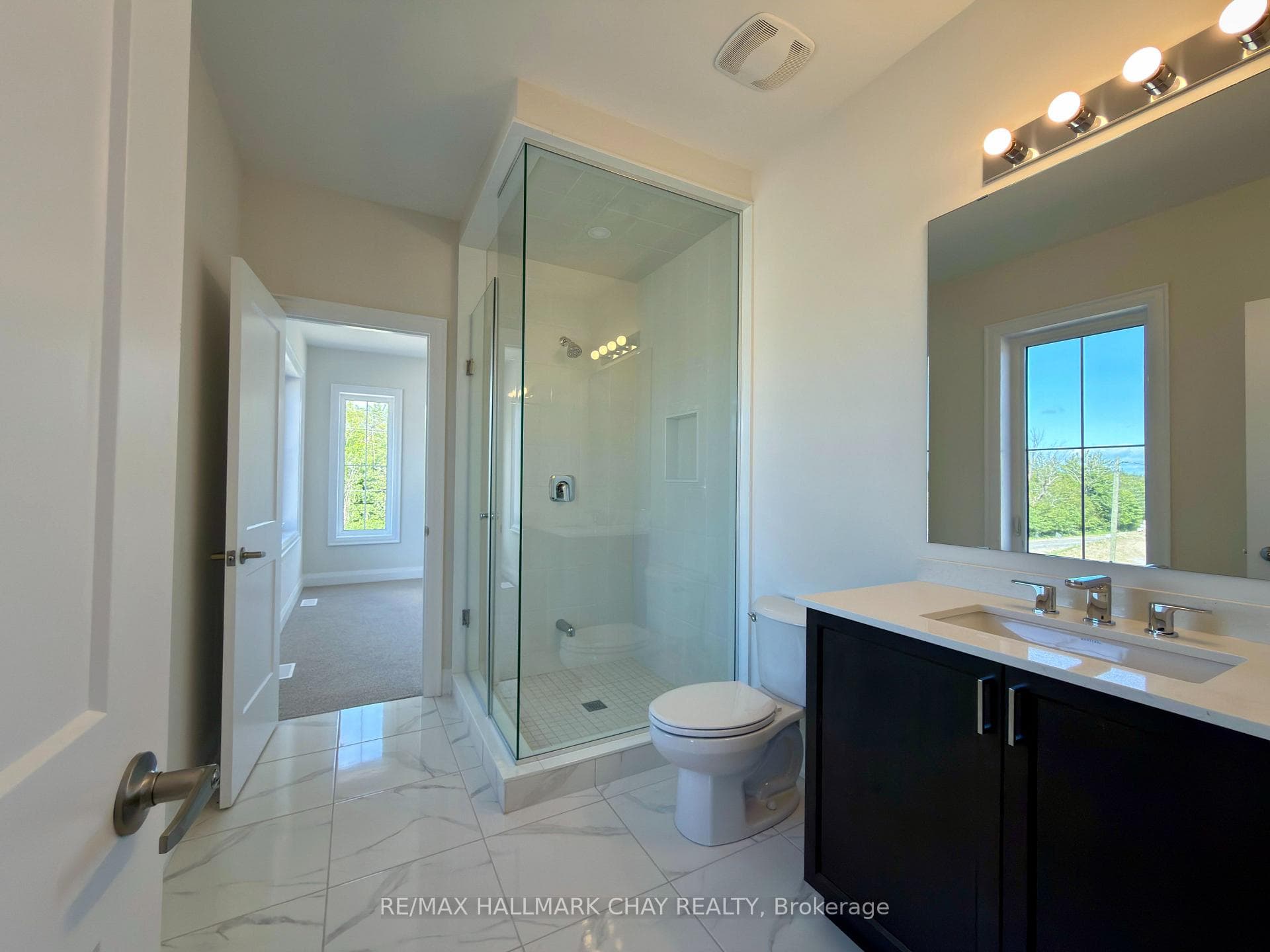 2 Pinetree Drive photo 29