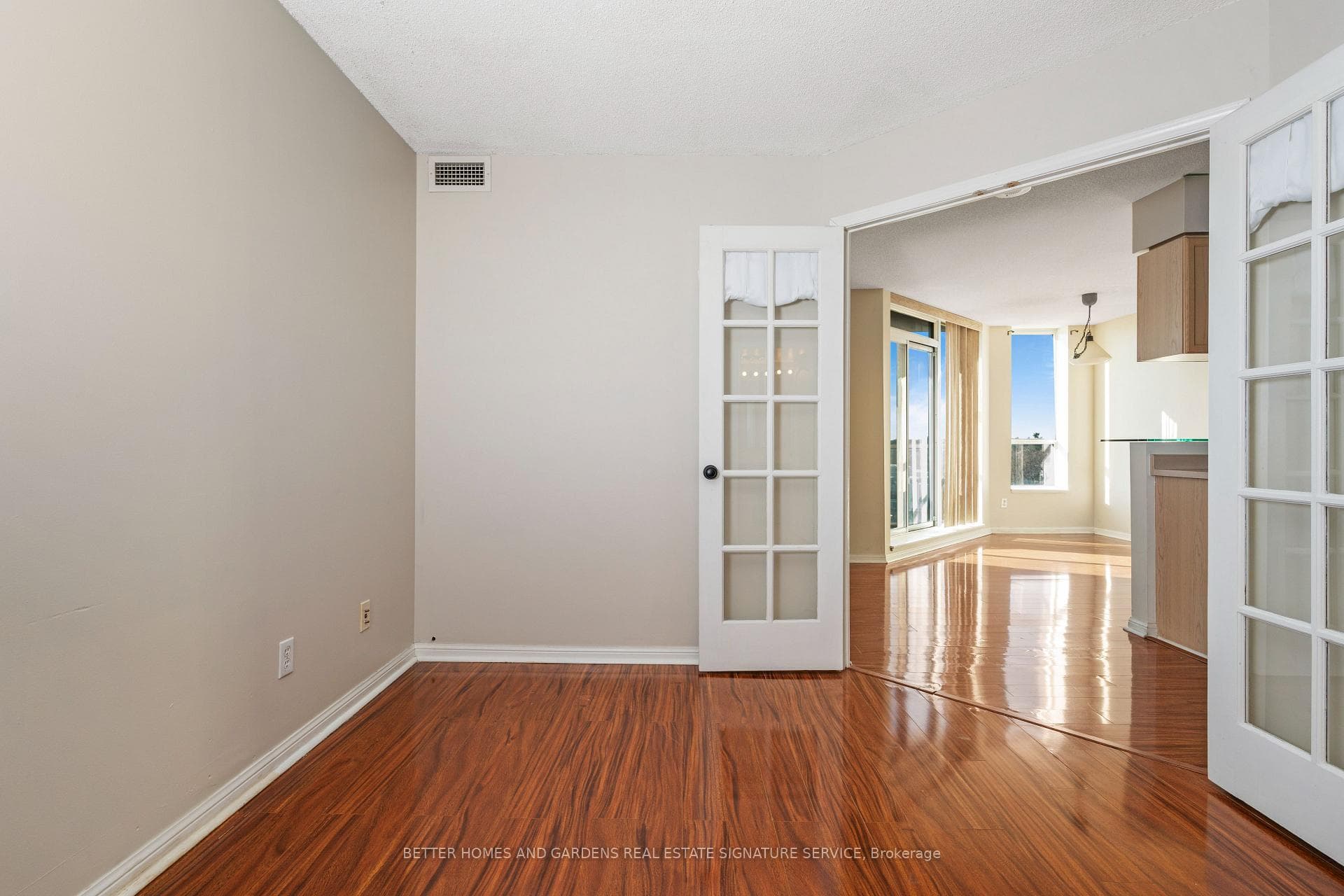 1150 Parkwest Place Unit 802 photo 11