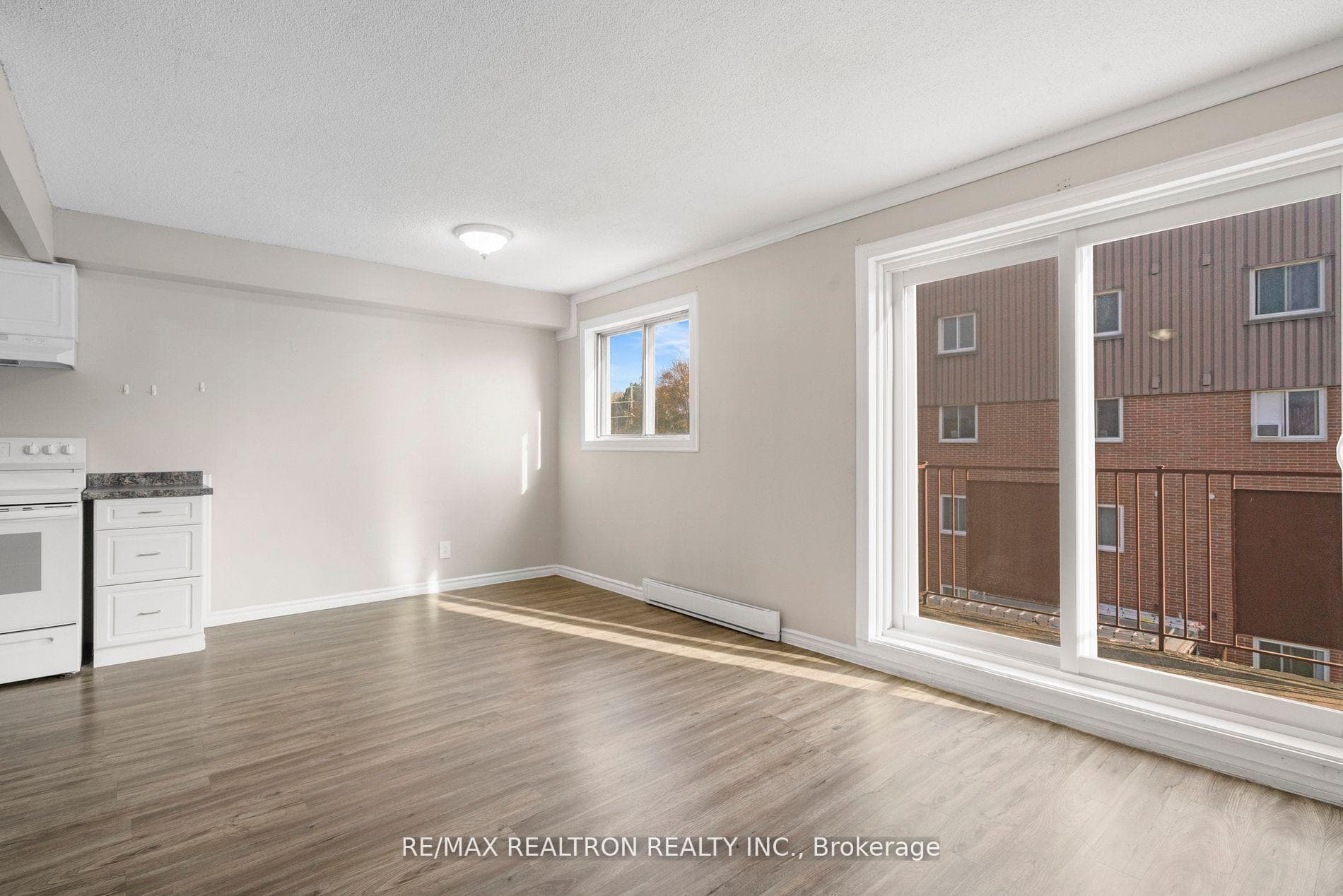 185 Lisgar Avenue Unit 306 photo 13