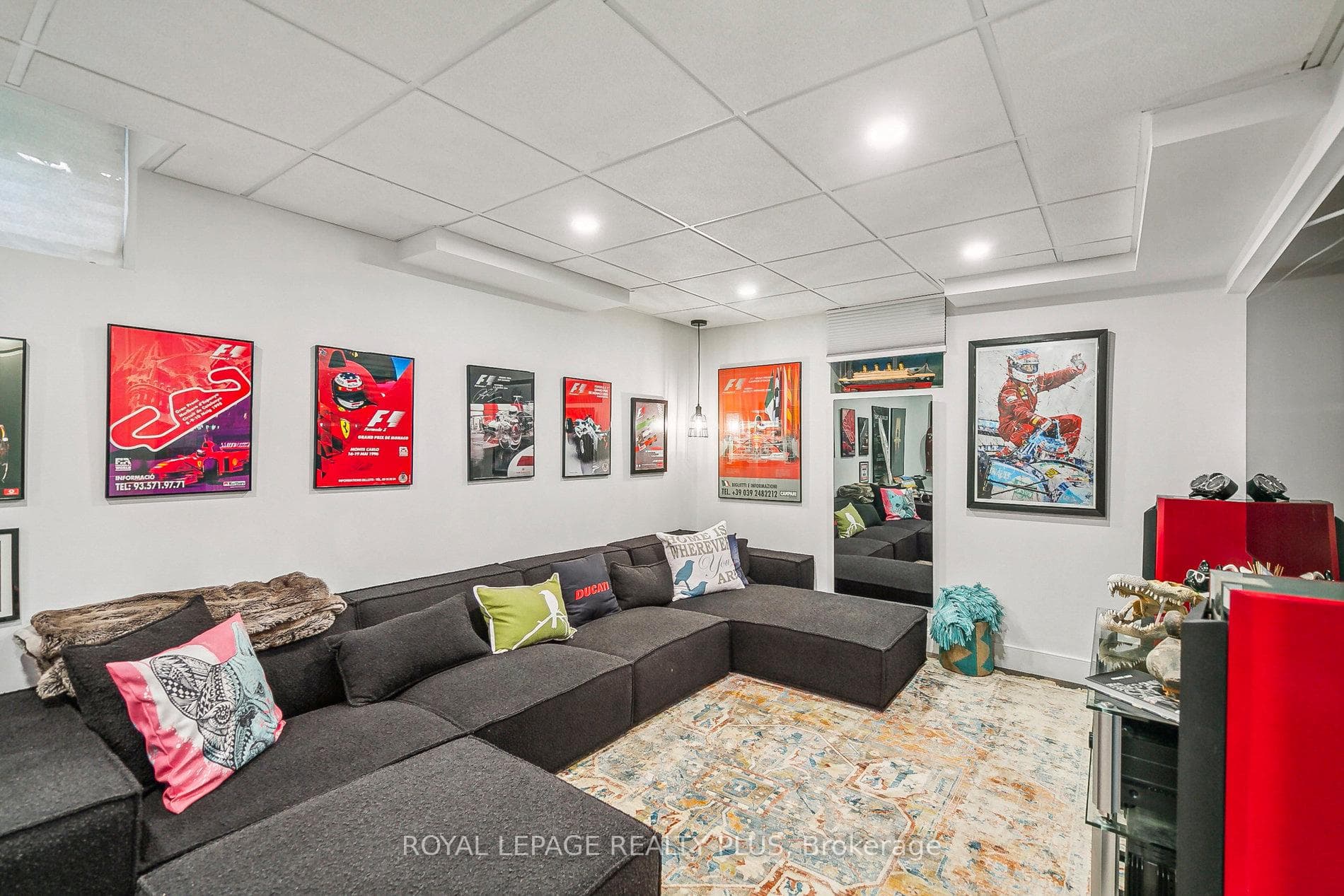 5662 Glen Erin Drive Unit 60 photo 28