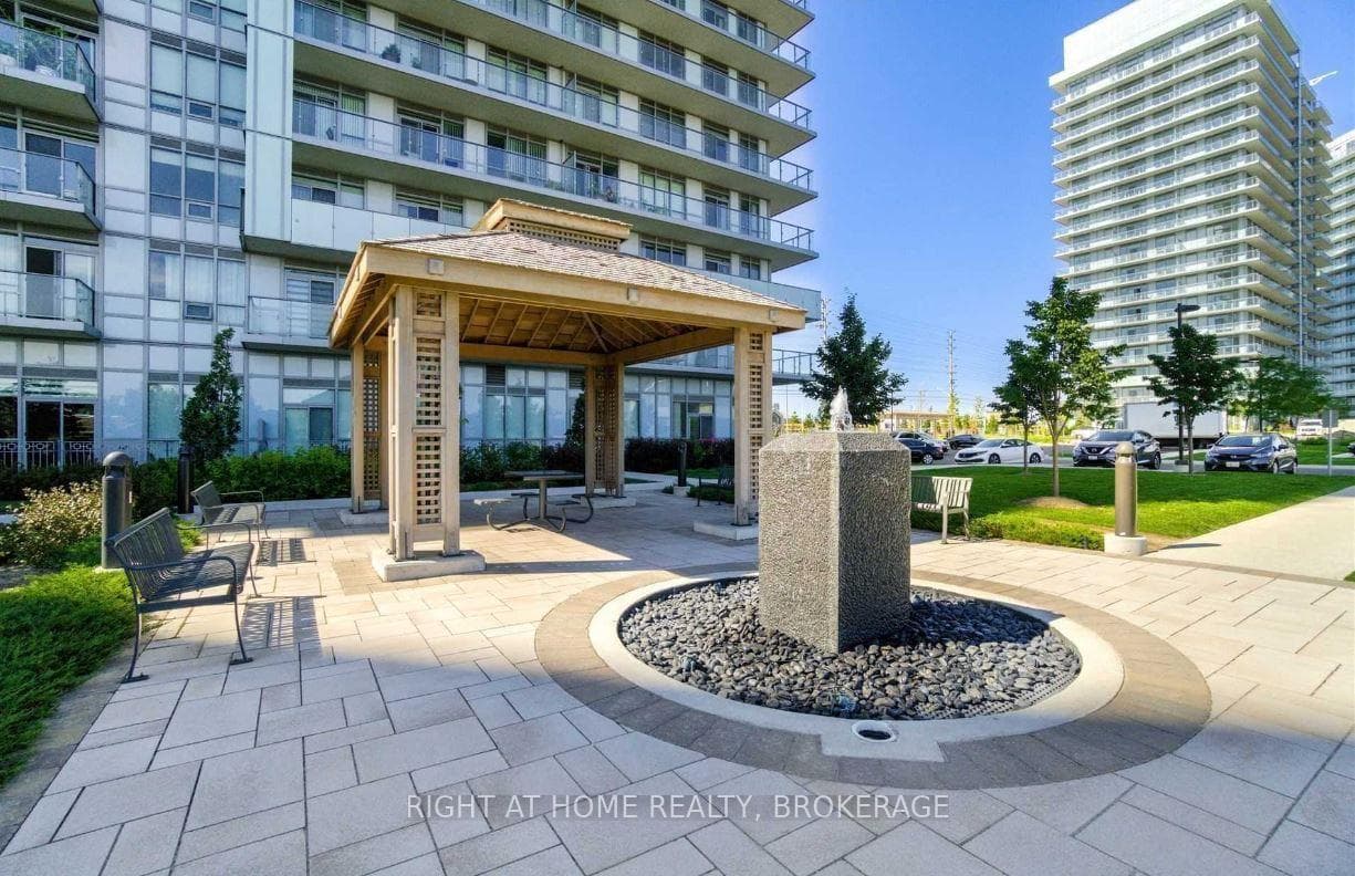 4677 Glen Erin Drive Unit 1406 photo 3