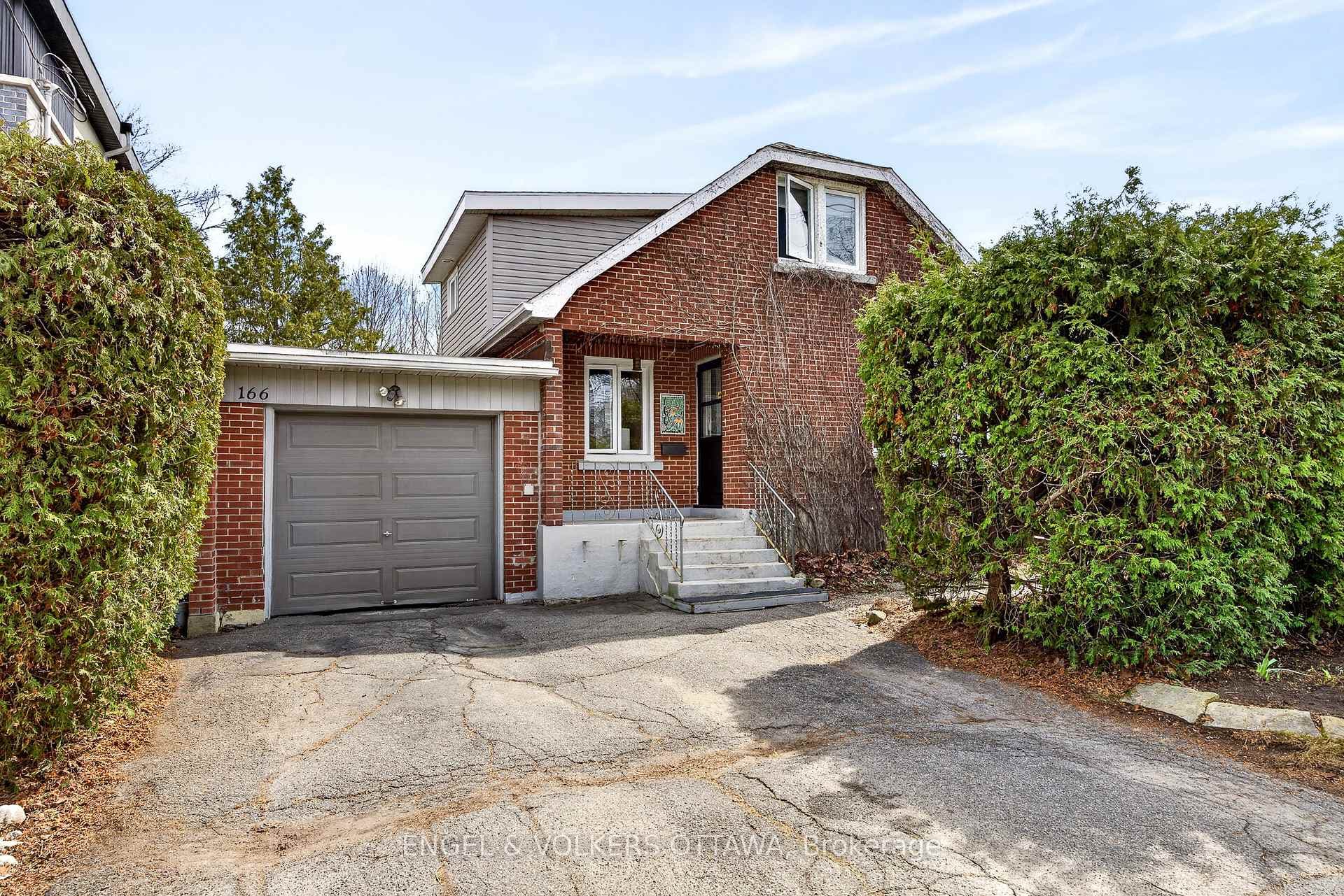 166 Wesley Avenue photo 1