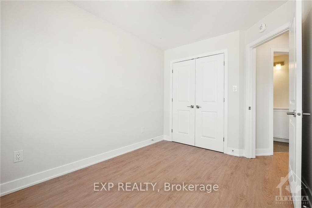 60 STAPLES Boulevard photo 14