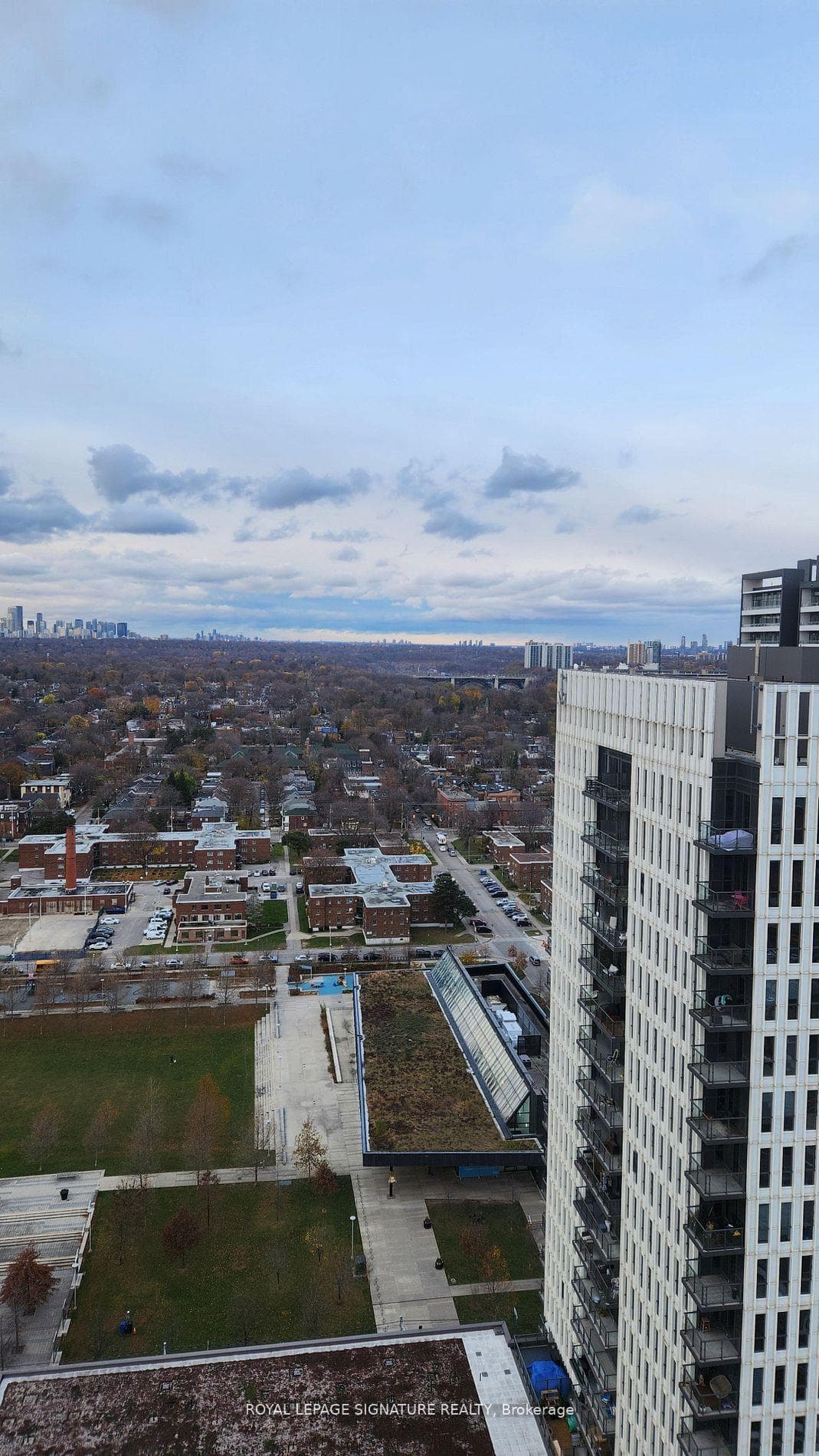 55 Regent Park Boulevard Unit 2811 photo 10