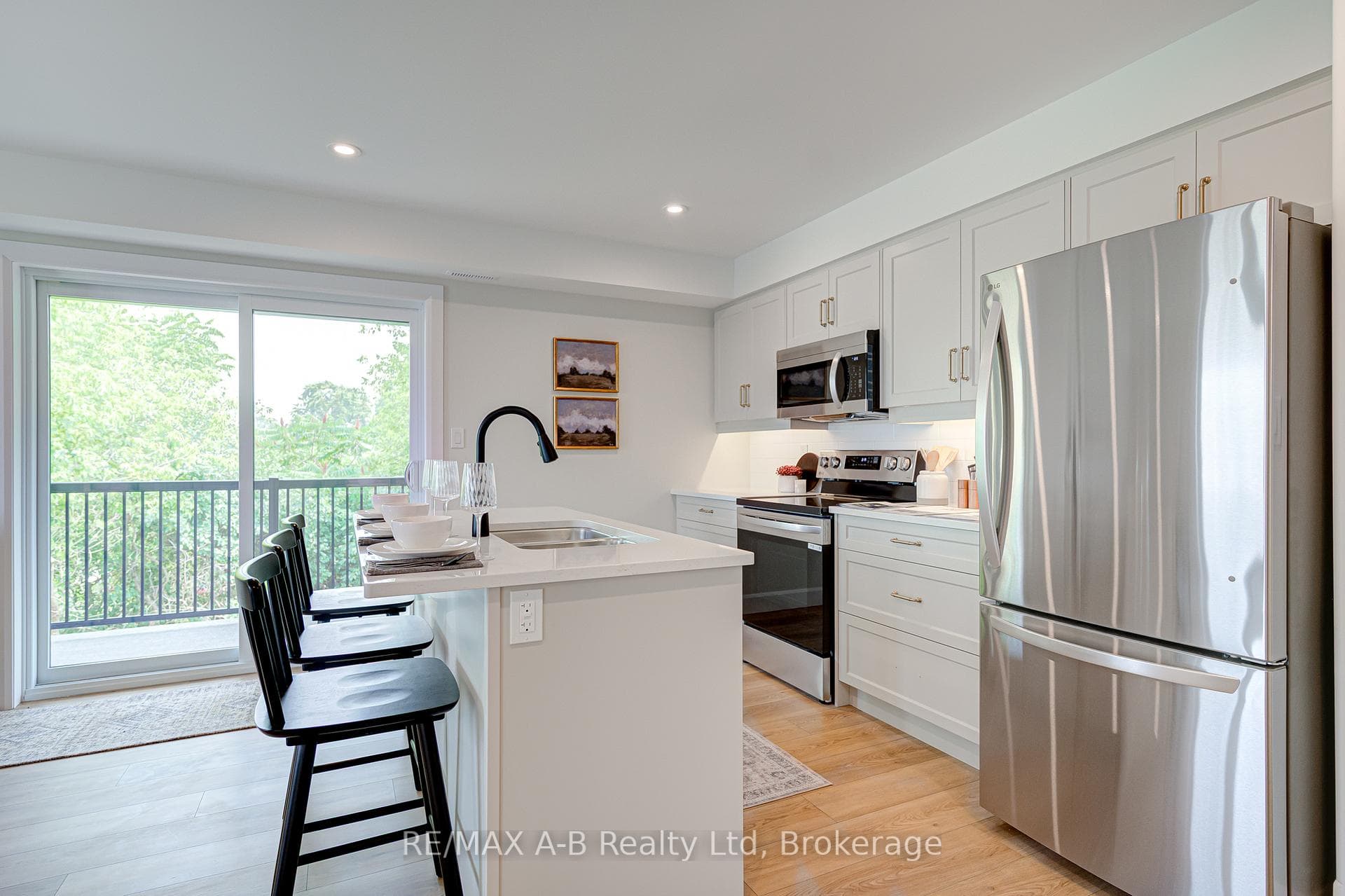 428 Queen Street Unit 23 photo 5