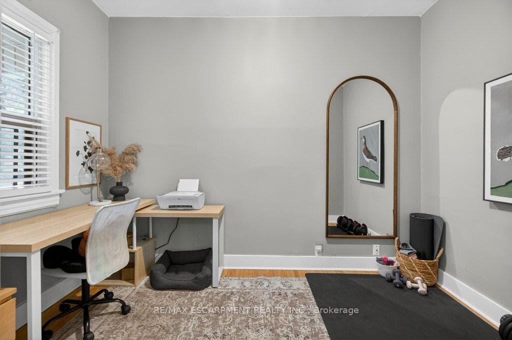196 Paling Avenue photo 15