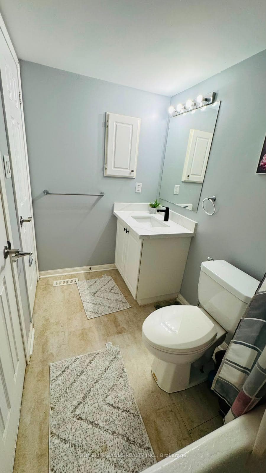 235 Ferndale Drive Unit 13 photo 10