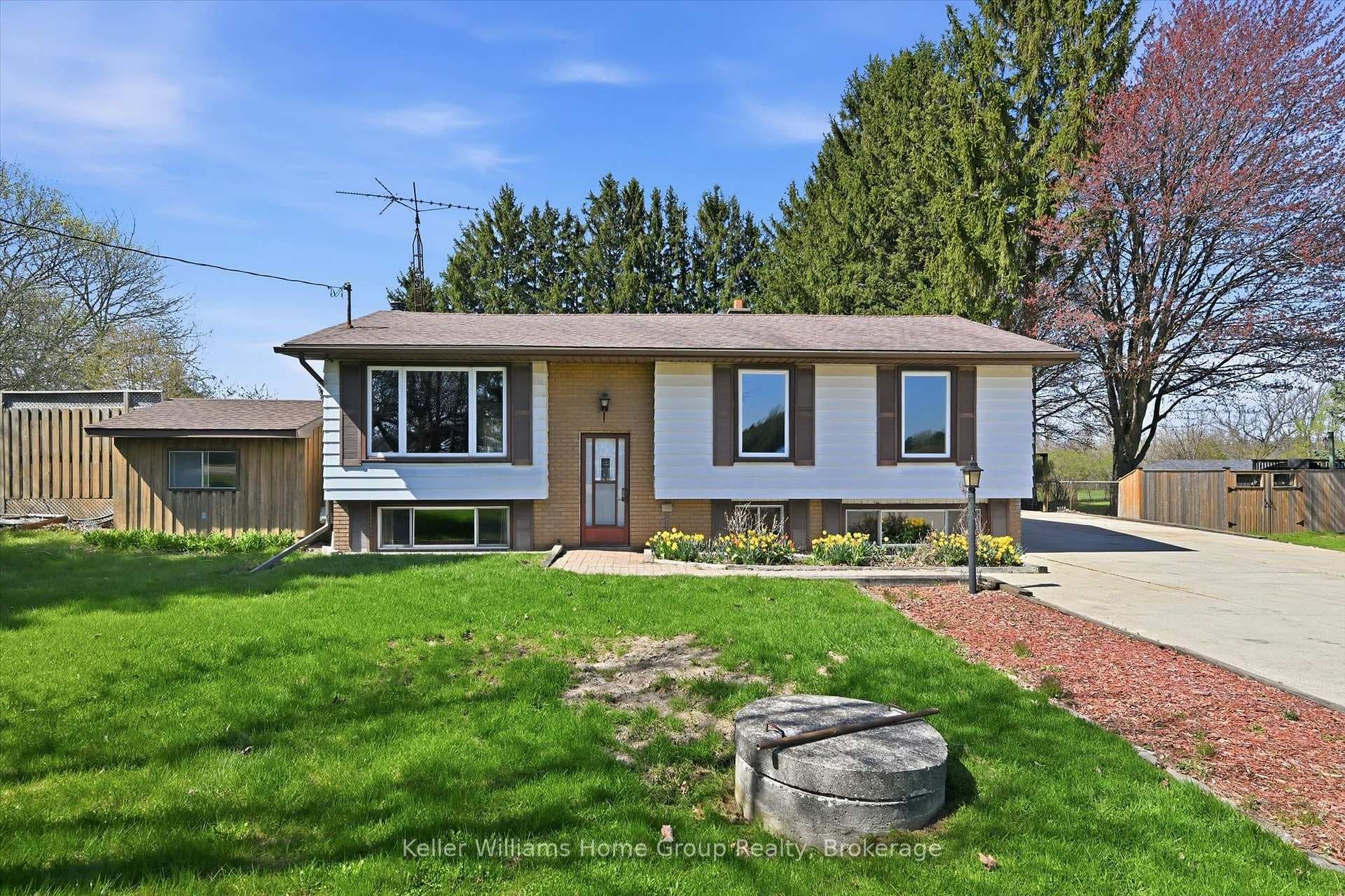 1233 5 Highway photo 1