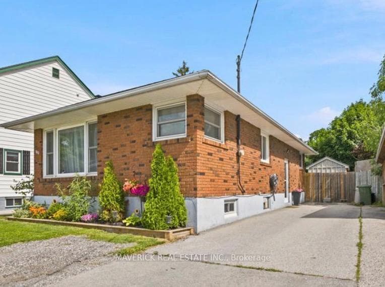 180 FOREST Avenue photo 2