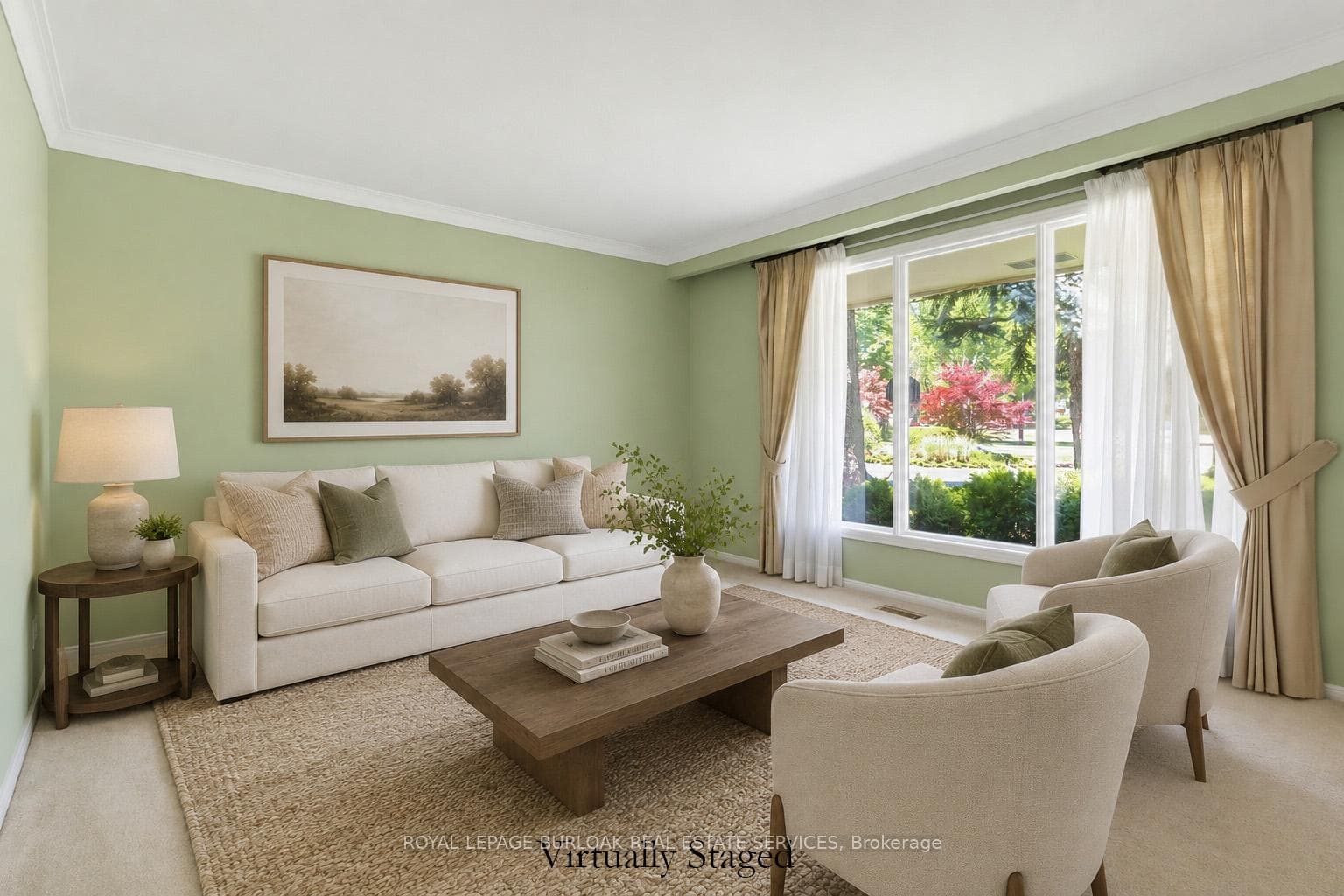 304 Oakwood Court photo 17