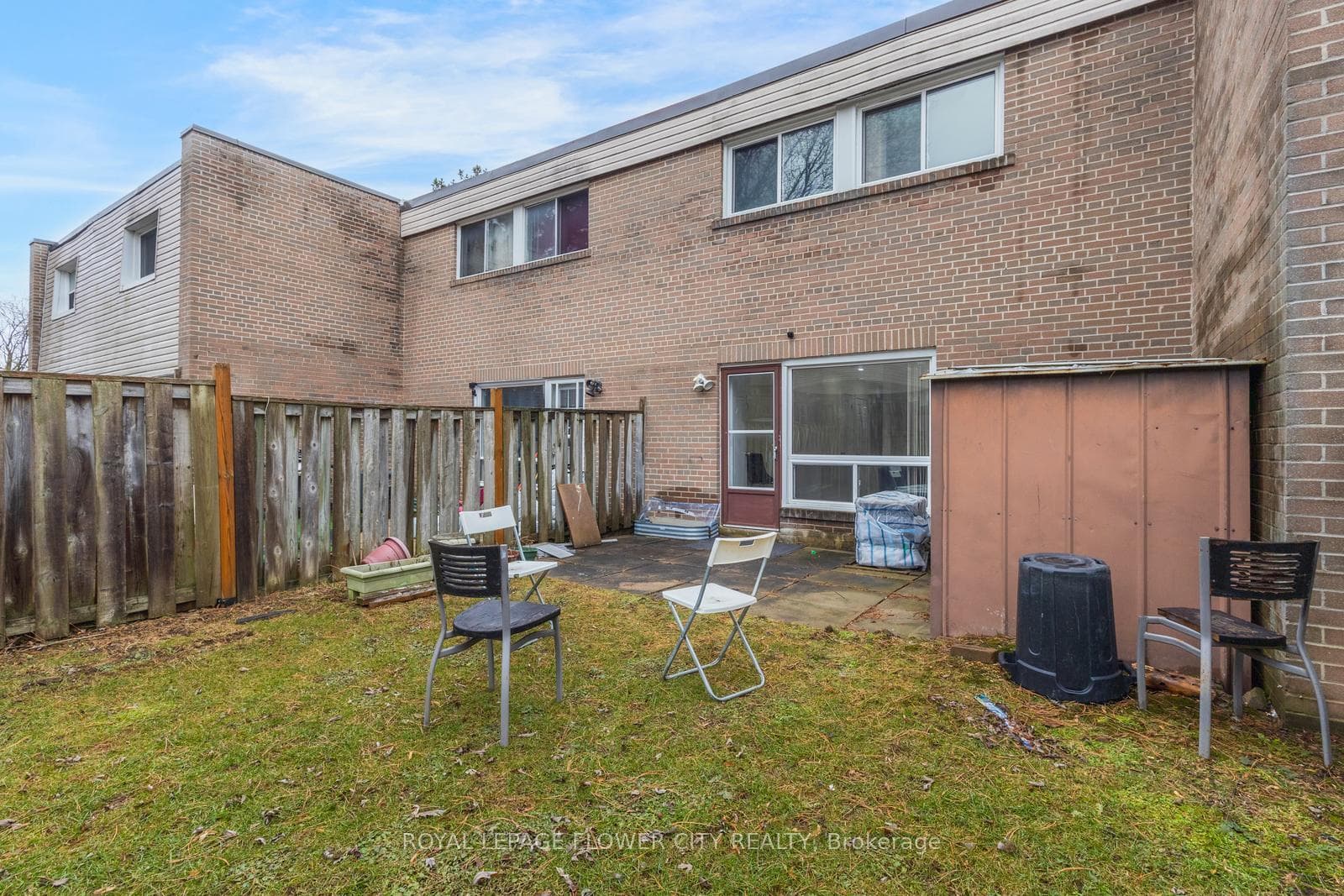 435 Silverstone Drive Unit 19 photo 47