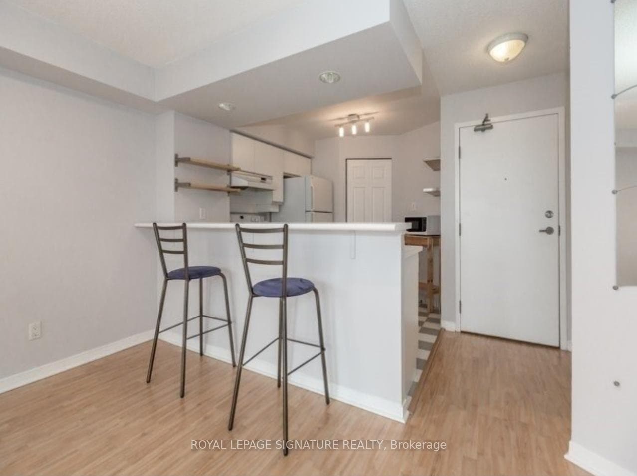 801 King Street Unit 914 photo 2