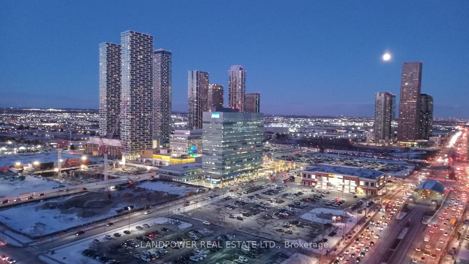 8 Interchange Way Unit 2603 photo 6