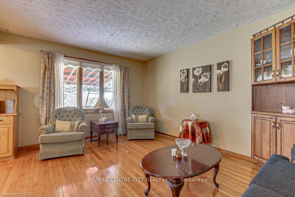 7 RICE Road photo 4