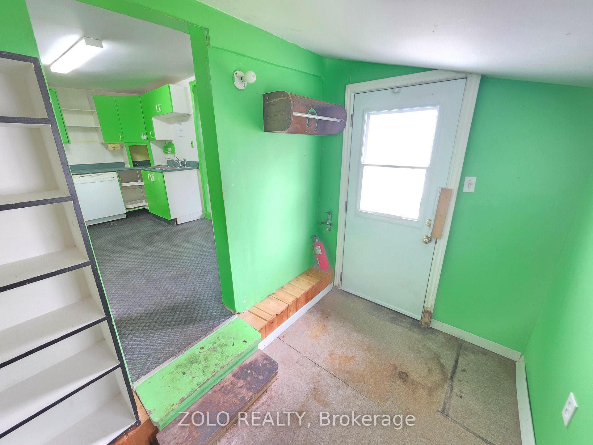 36 Timothy Avenue photo 17
