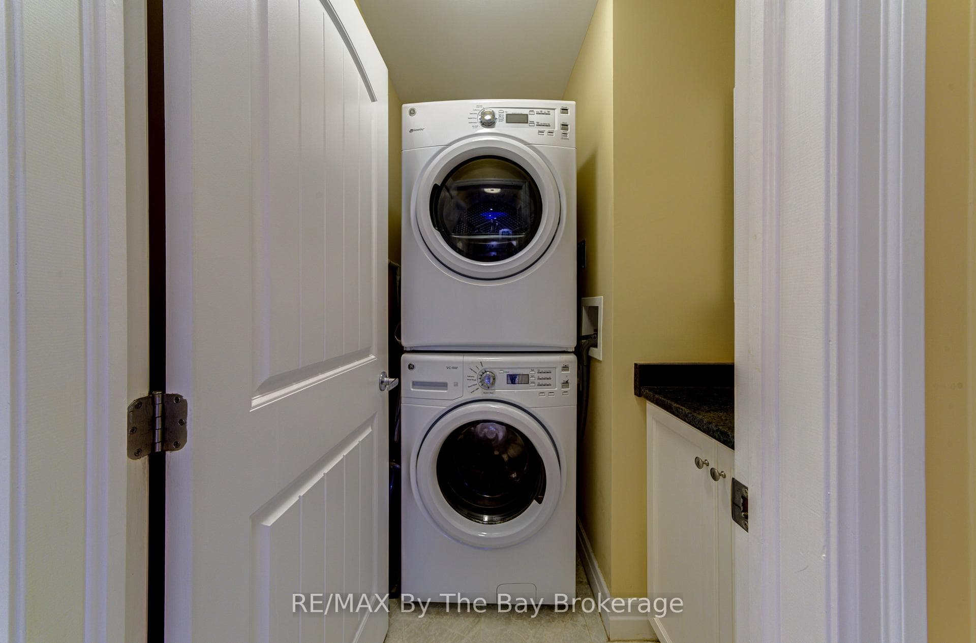 122 GREENWAY Drive photo 30