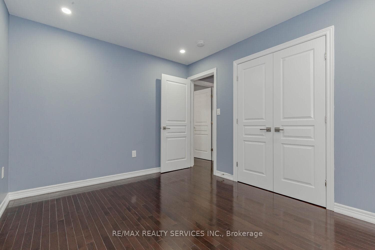 263 Westbank Trail photo 24