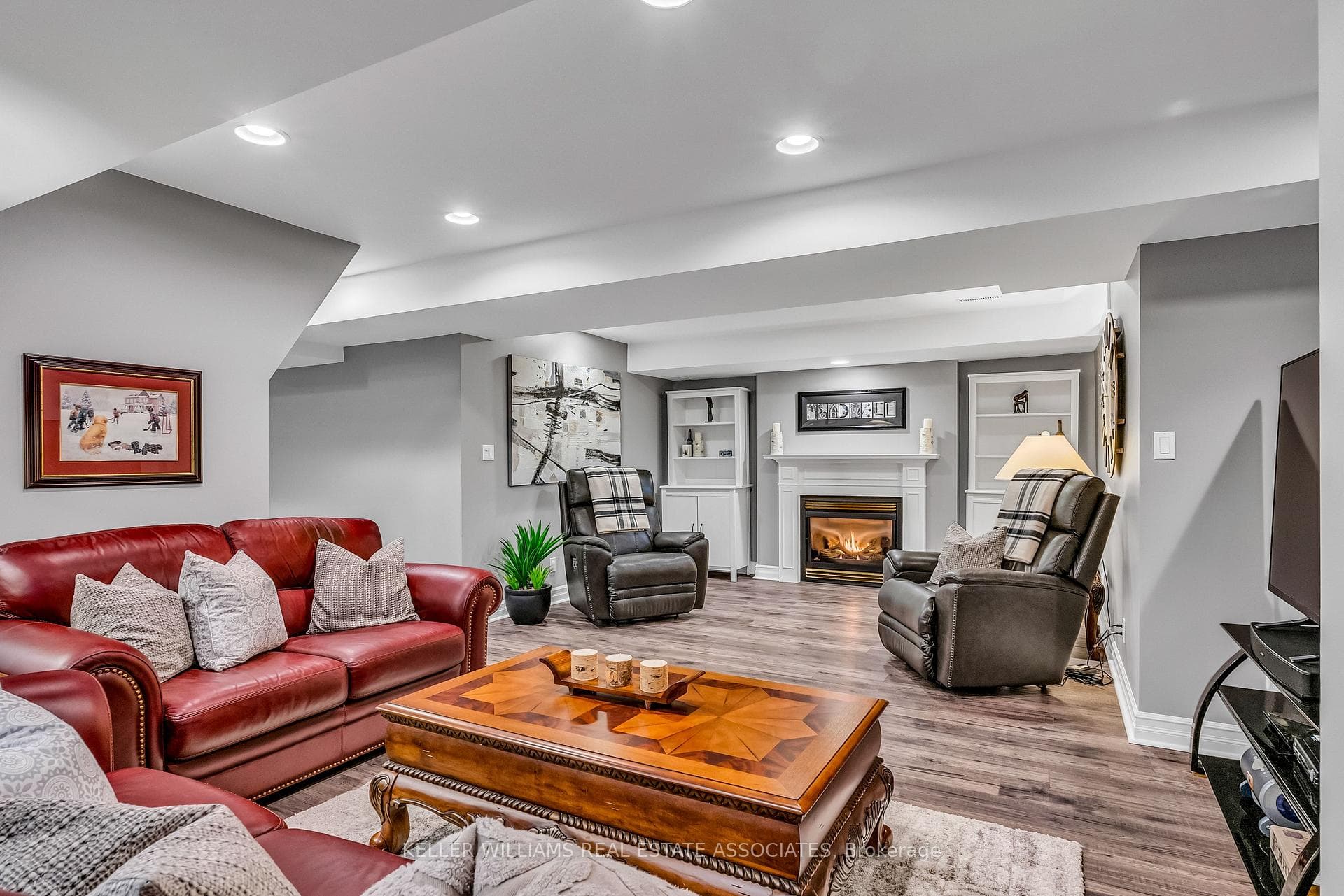 1601 Wintergrove Gardens photo 32